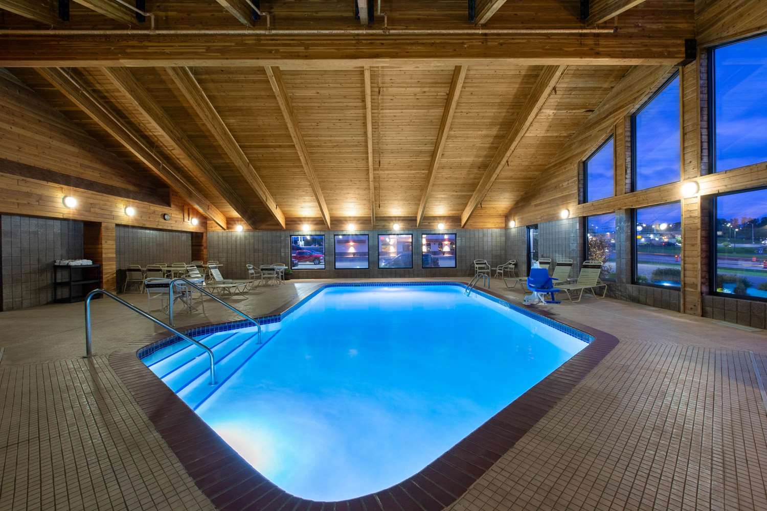 Americinn By Wyndham Merrill 13/30