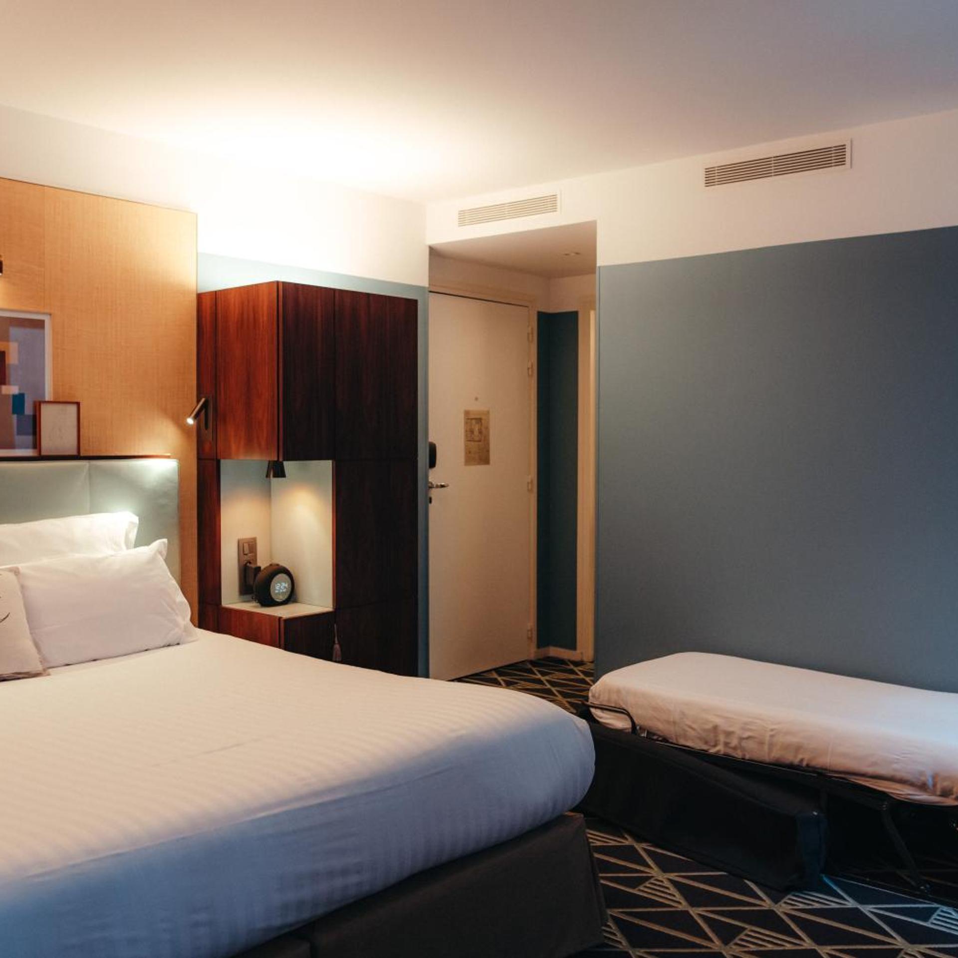 Deluxe, Double Bed, Pool Access