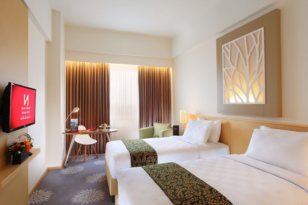 Swiss Belinn Manyar 29/75