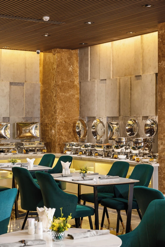 Acnos Hotel 38/50