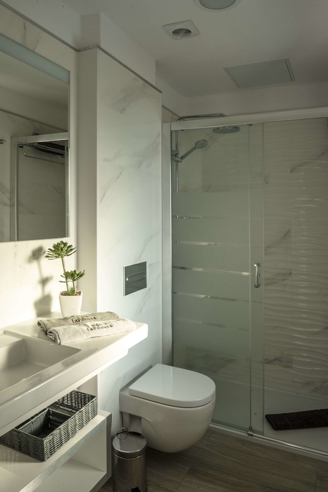 La Palmera Hotel Boutique 38/43