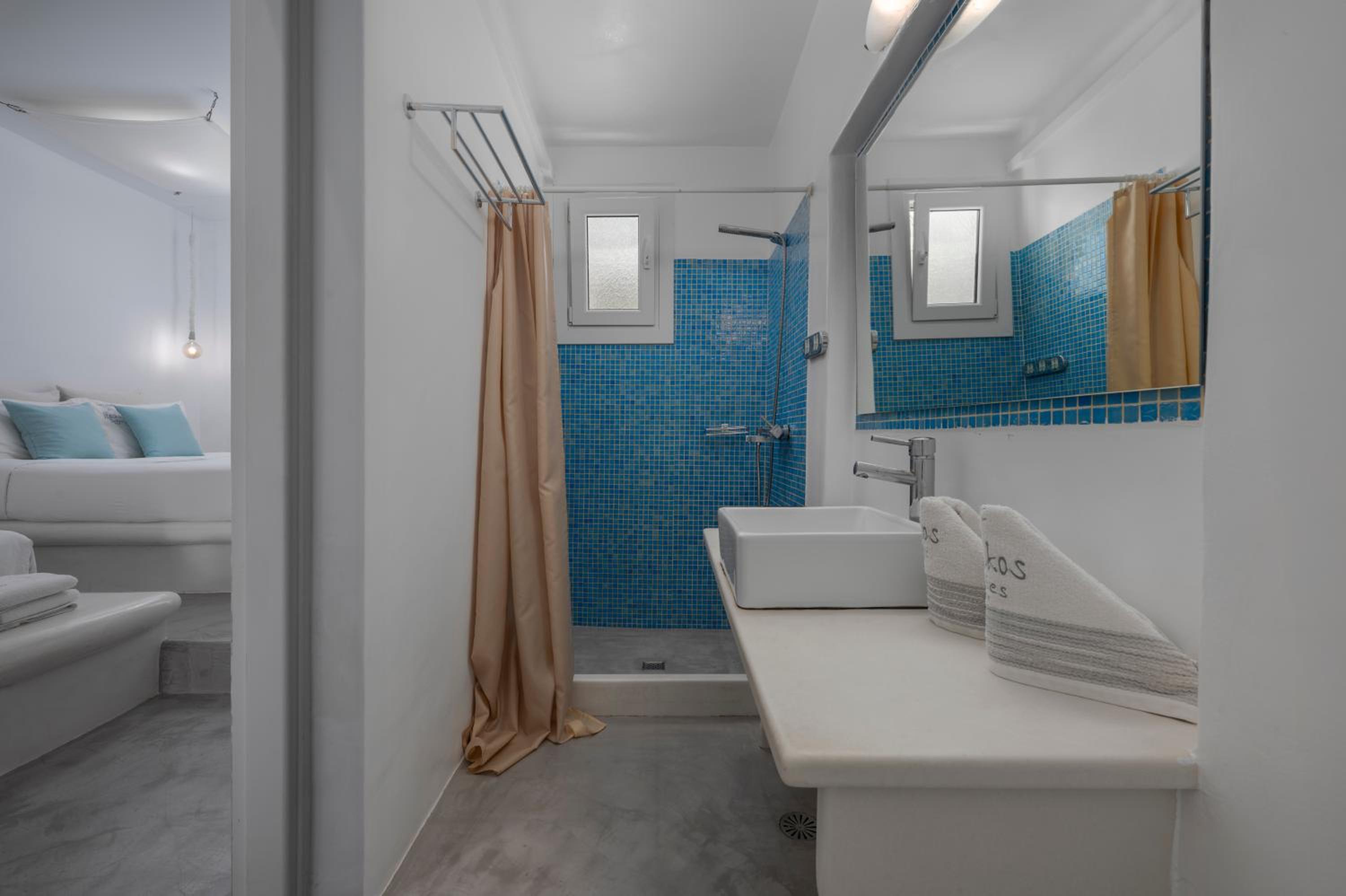 Open Plan, Suite, 3 Beds, Queen Bed