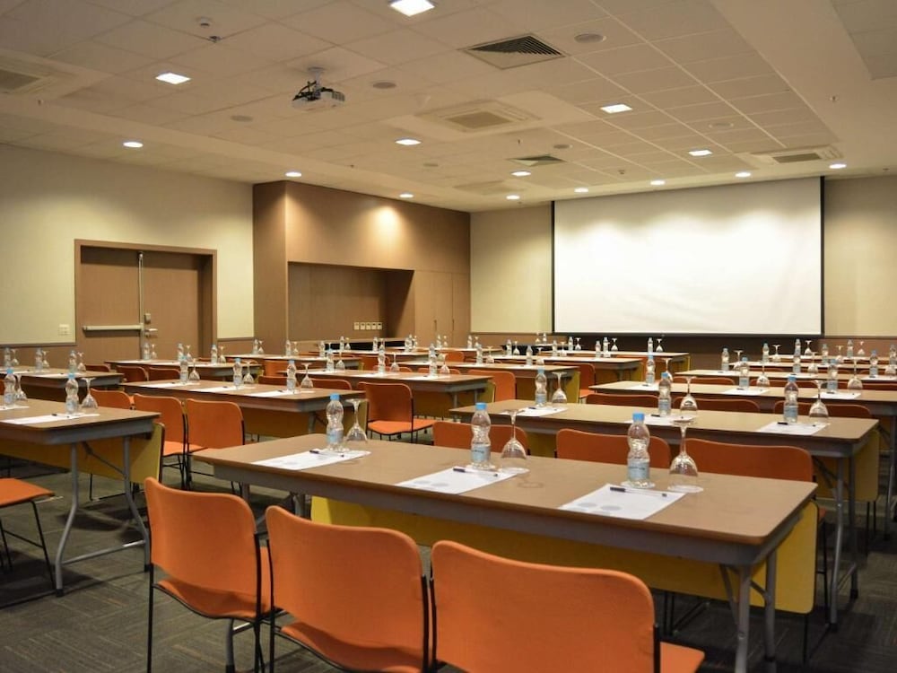 Regency Barra Hotel 47/50