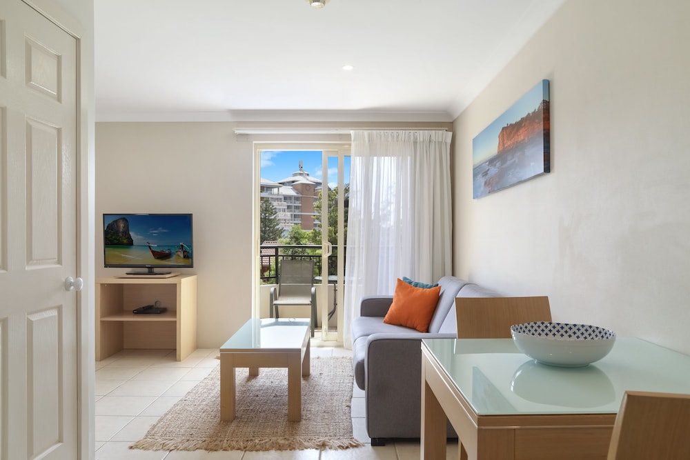 Terrigal Sails Serviced Apartments 39/63
