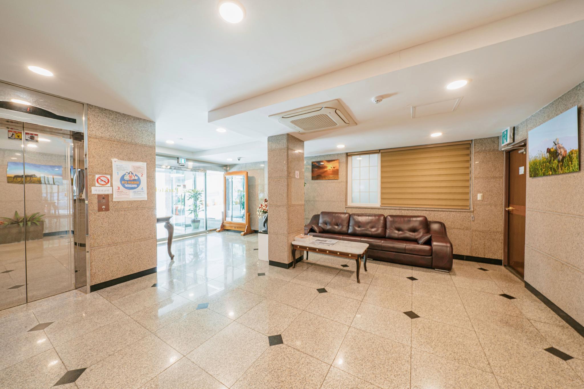 Goodstay Nulsong Parktel 22/28