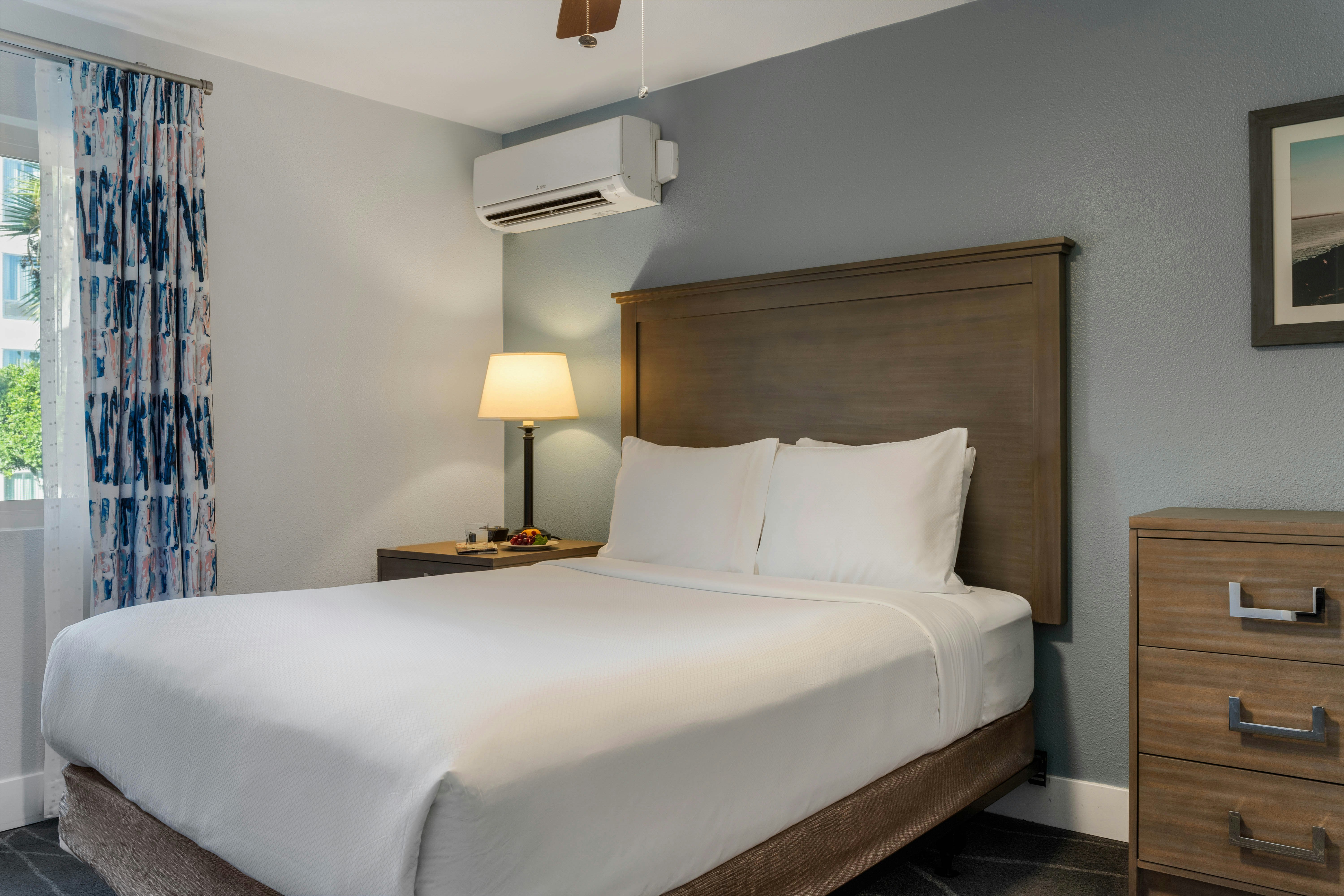 Club Wyndham Dolphin's Cove 12/40