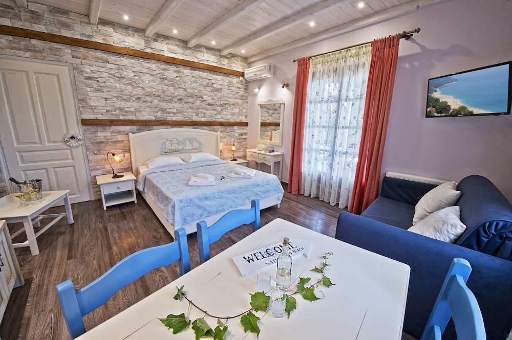FLAMINGO HOTEL PELION 34/60