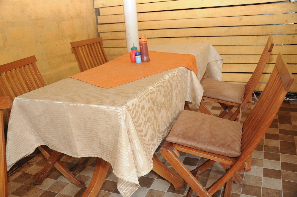 Hotel Riverview Westlands 26/50