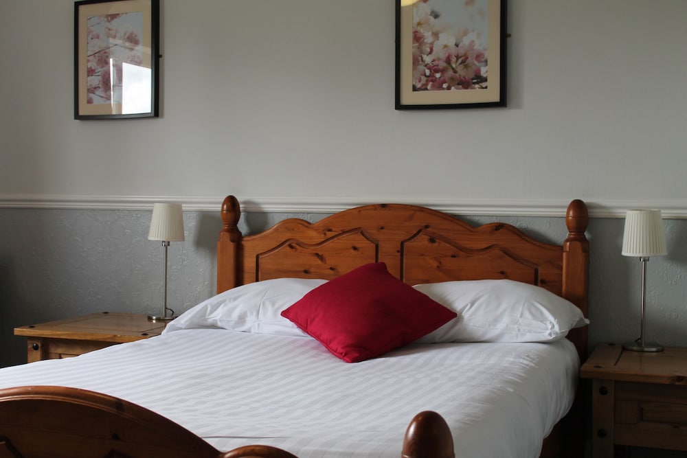 Oak Farm Hotel 17/40