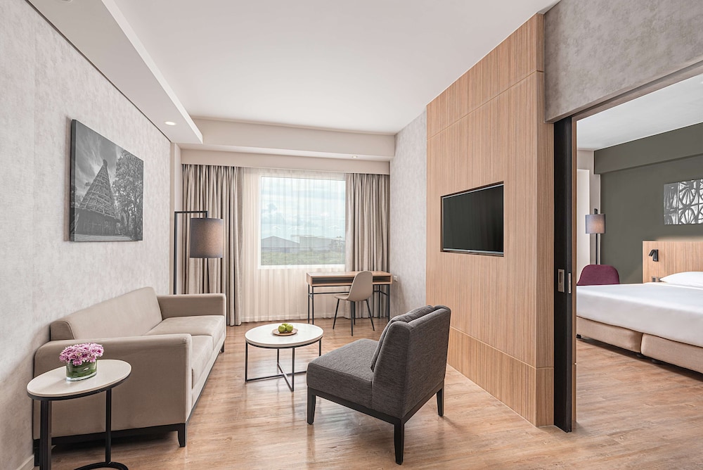 Park Inn By Radisson Bacolod 32/60