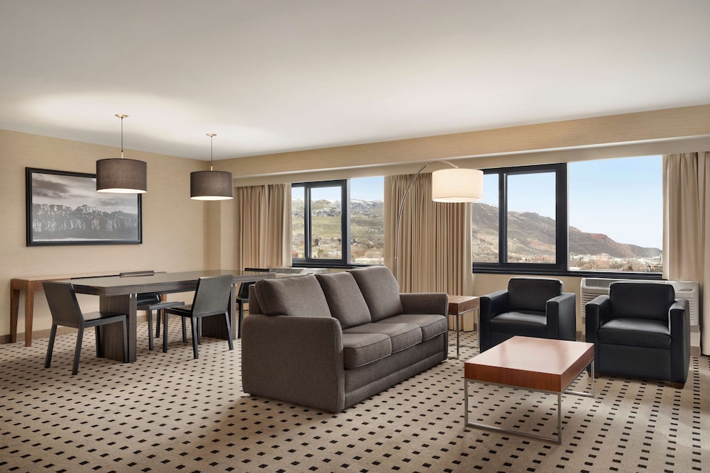 Radisson Hotel Salt Lake City Downtown 35/56