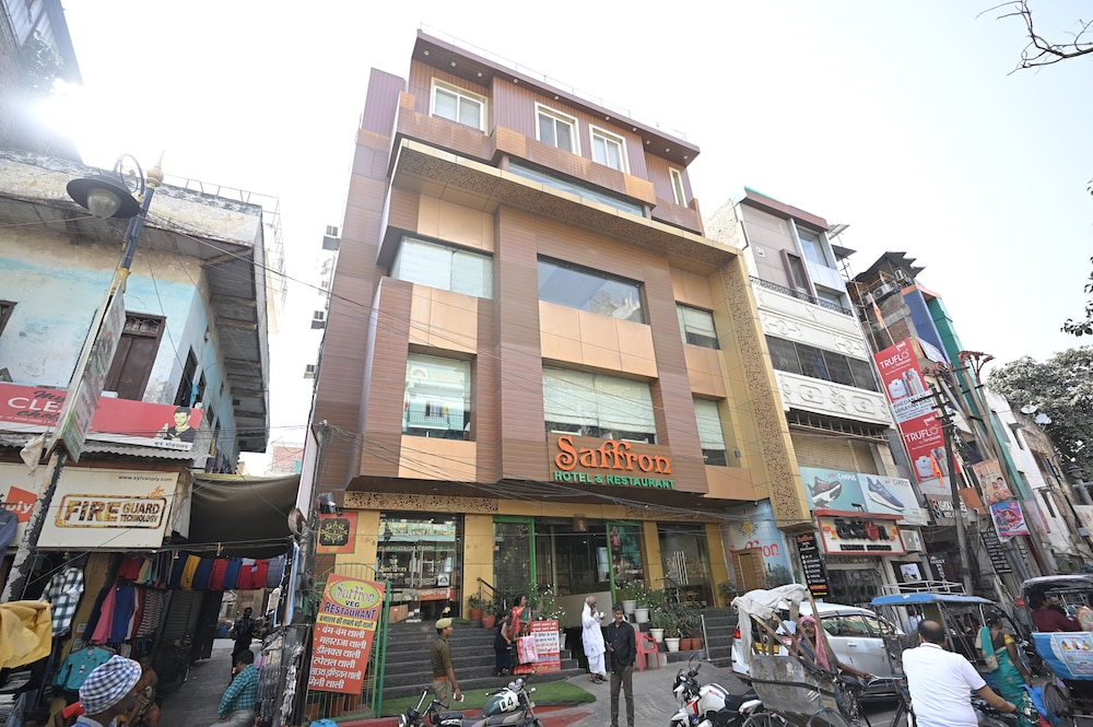 Hotel Saffron 6/50