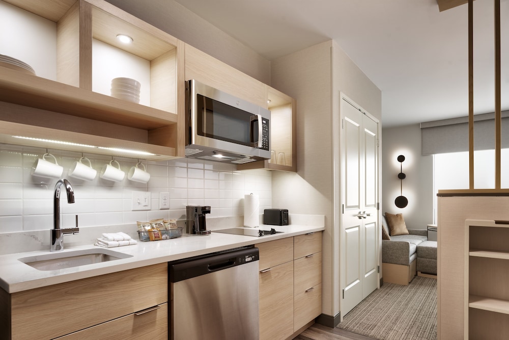 TownePlace Suites by Marriott Show Low 51/53