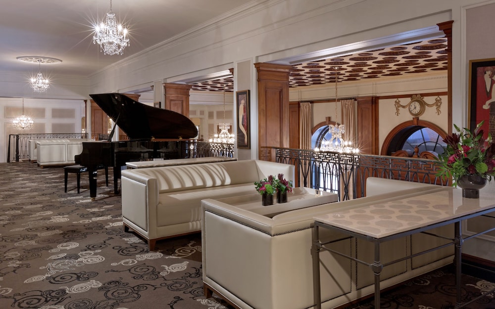 Lord Nelson Hotel And Suites 50/61