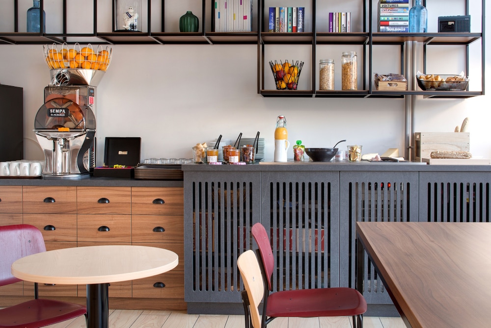ibis Styles Clermont Ferrand Gare 53/72