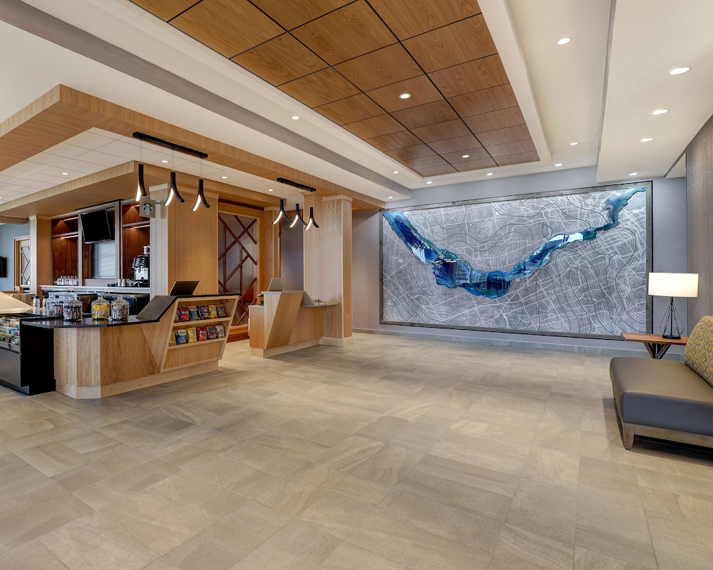 Hyatt Place Ottawa West 5/50