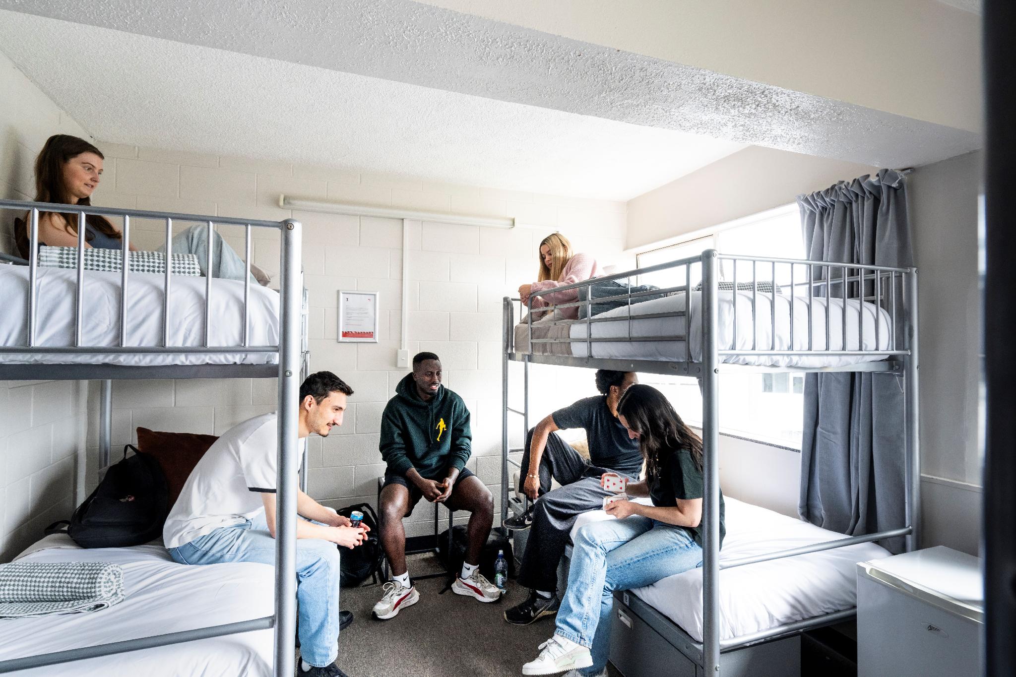 سكن مشترك مختلط بأربعة أسرّة، YMCA Hostel 2/2