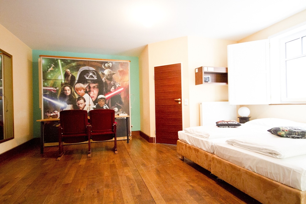 LANDHOTEL HOF BEVERLAND 26/69