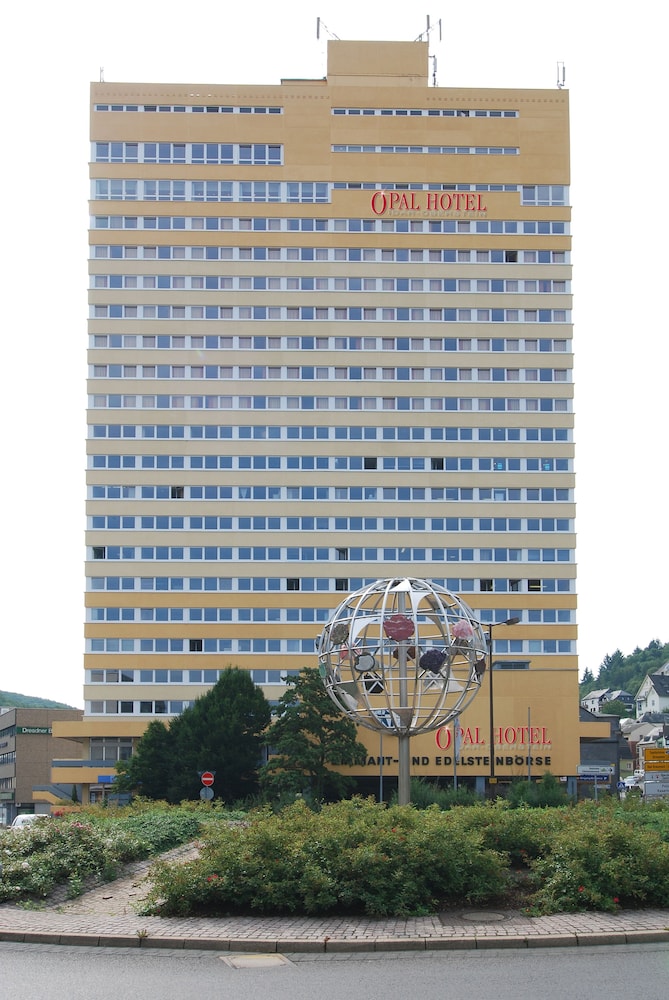 OPAL HOTEL 44/53