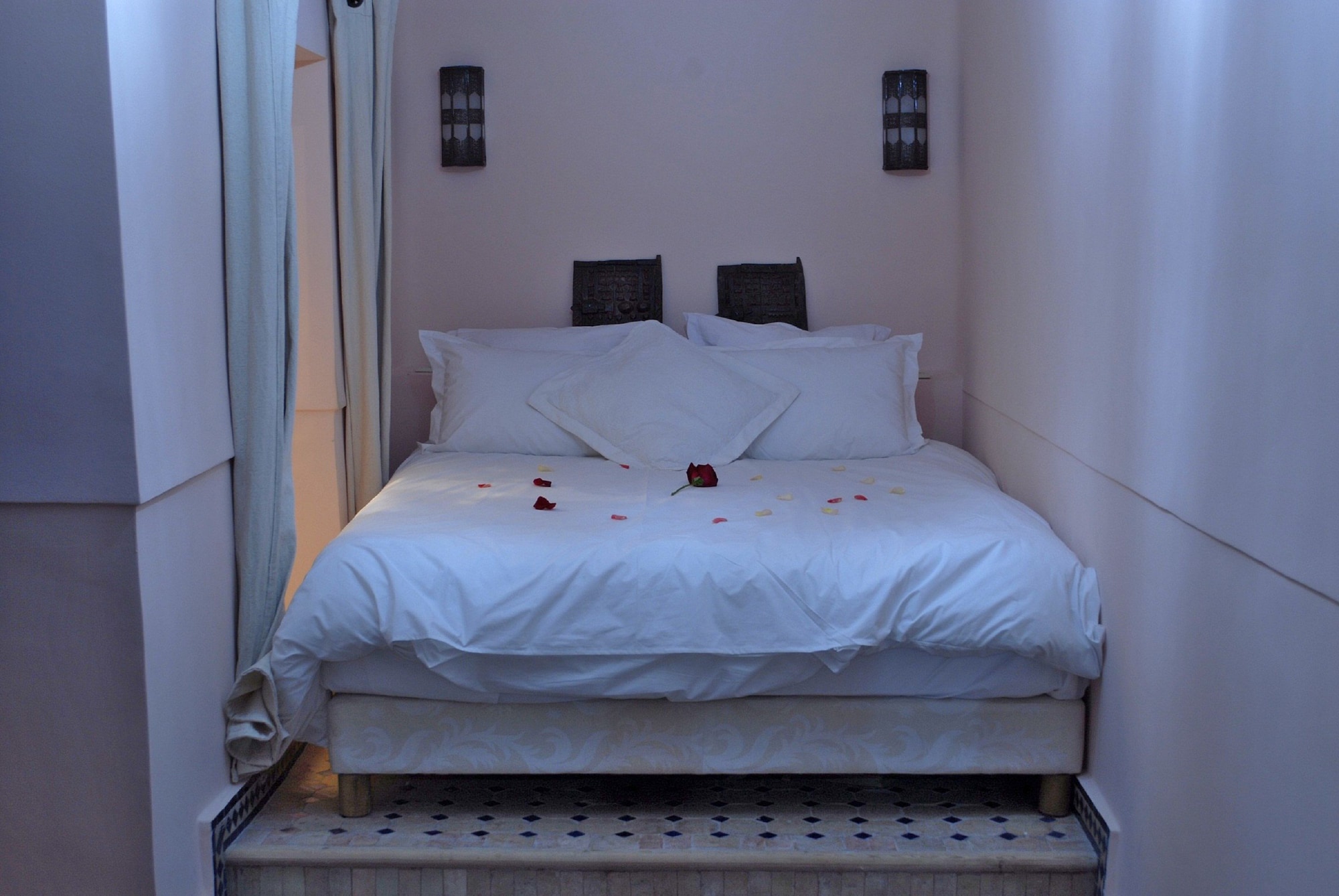 AMBRE, DOUBLE BED