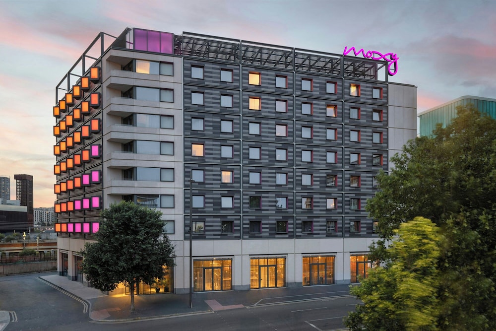 MOXY LONDON STRATFORD in LONDON