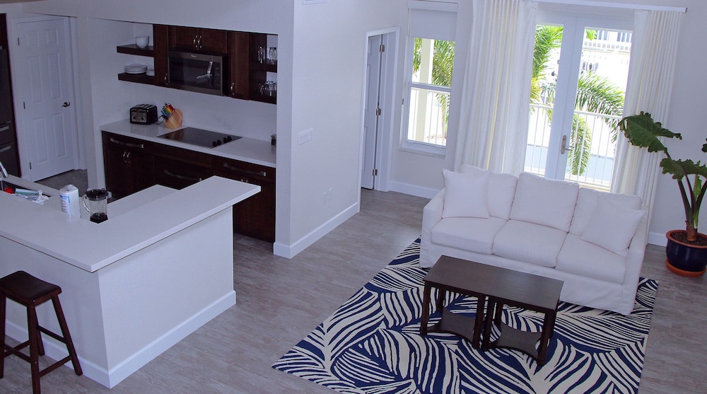 Dolphin Point Villas 9/50