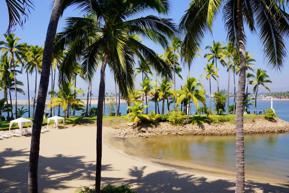 Grand Isla Navidad Golf & Spa Resort with Marina 40/50