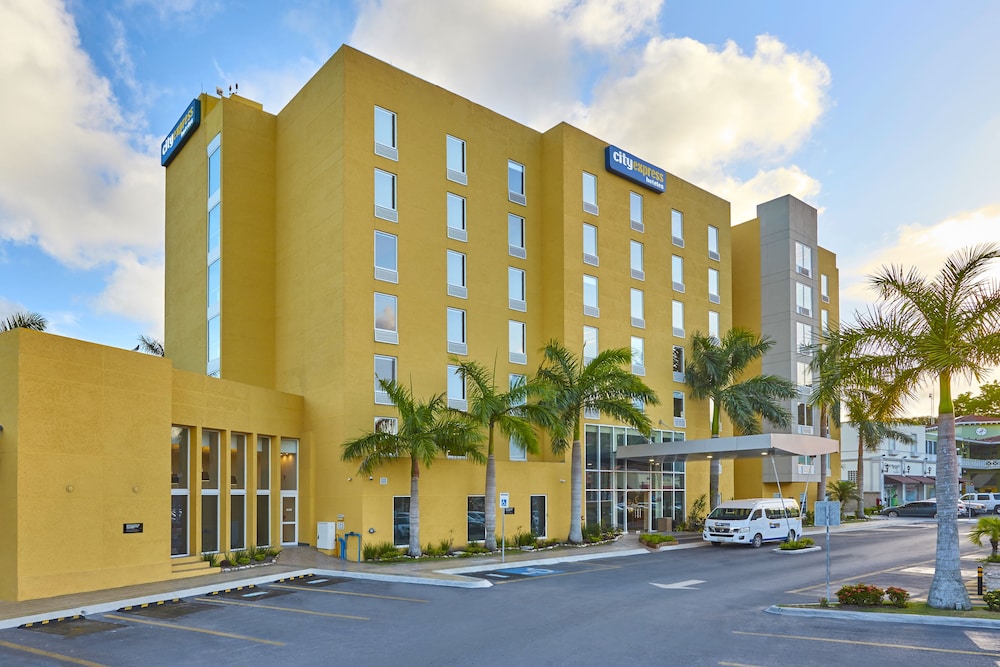 City Express by Marriott Tampico 3/65