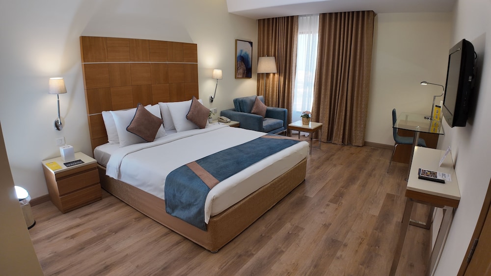 Room at Golden Tulip Muscat, MUSCAT
