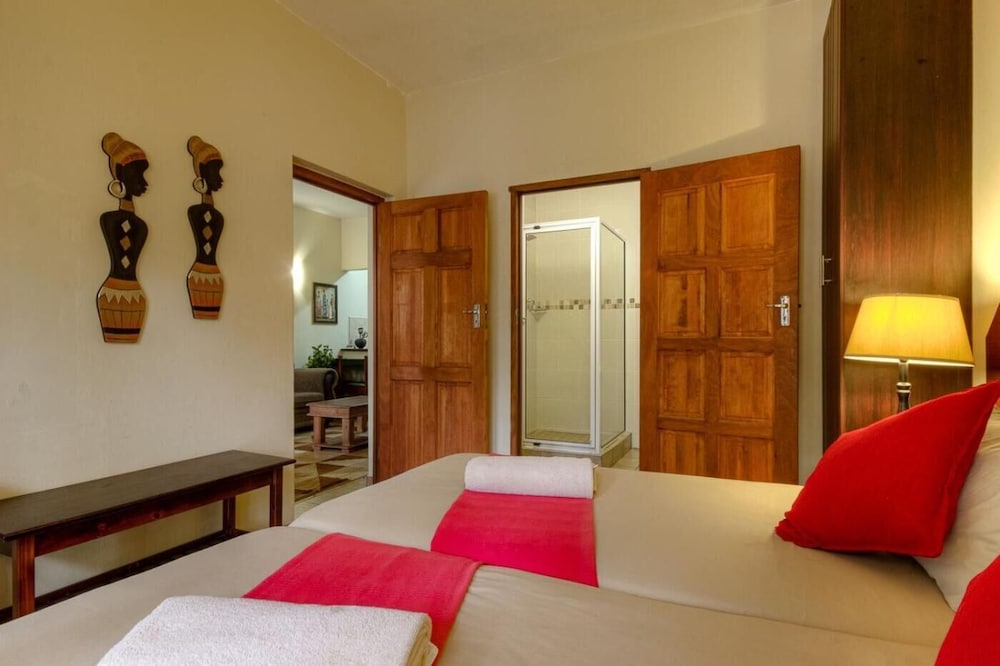Shonalanga Lodge 10/33