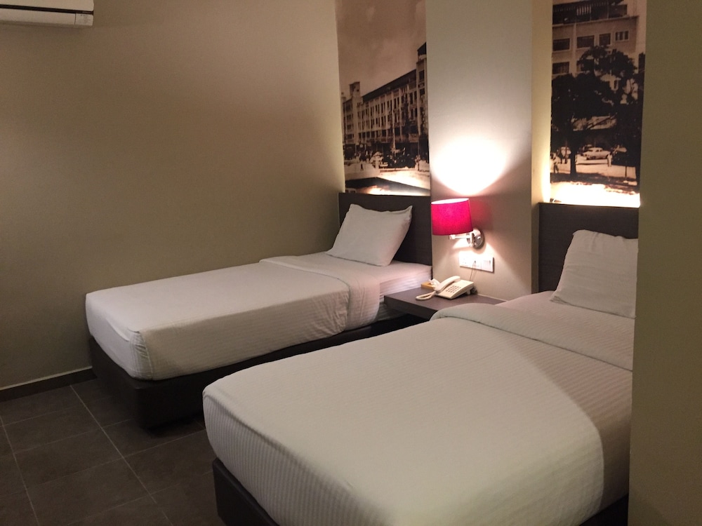 The Grand Jade Hotel 28/59