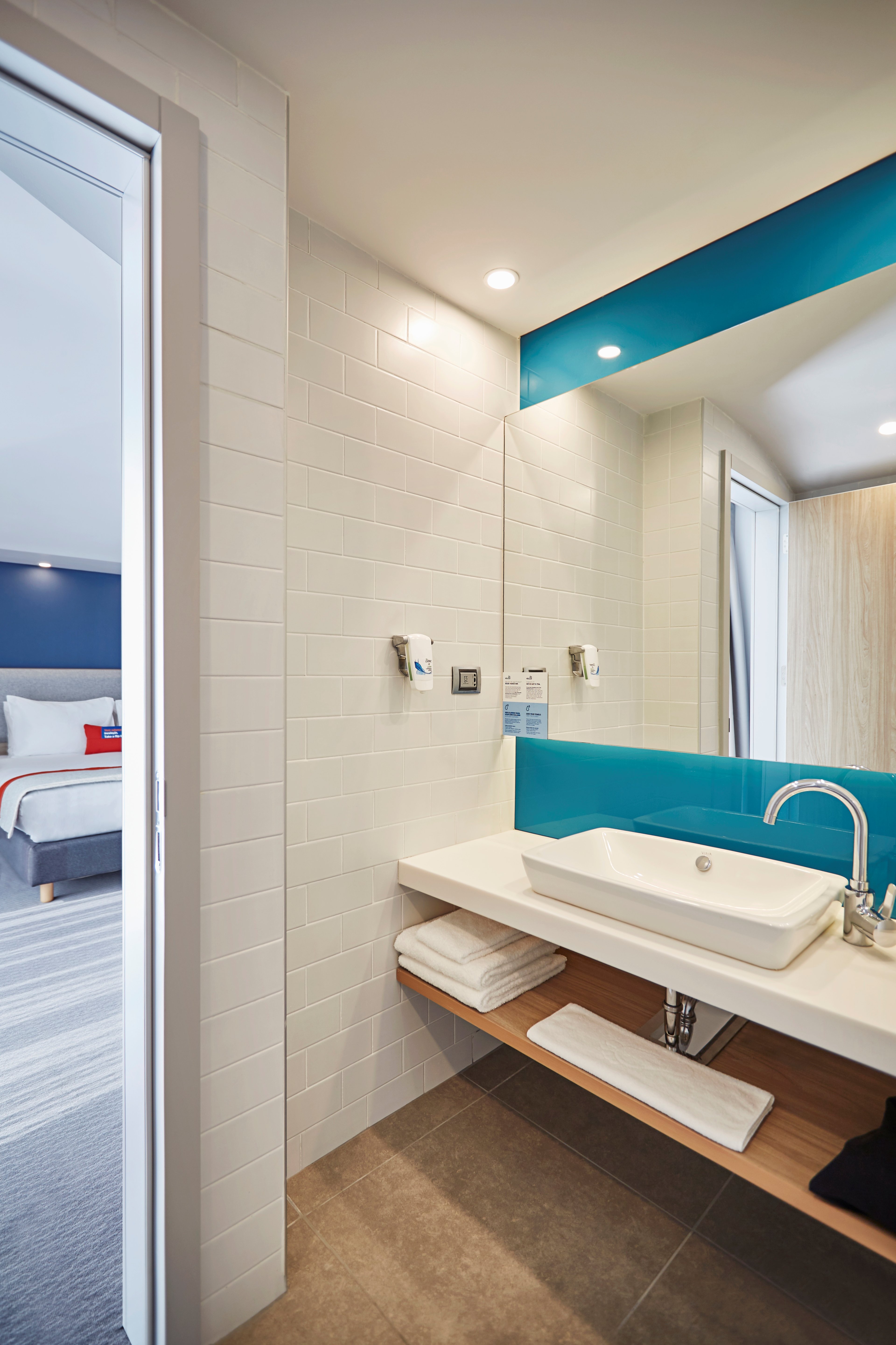 HOLIDAY INN EXPRESS ISTANBUL - ATAKOY METRO 41/42