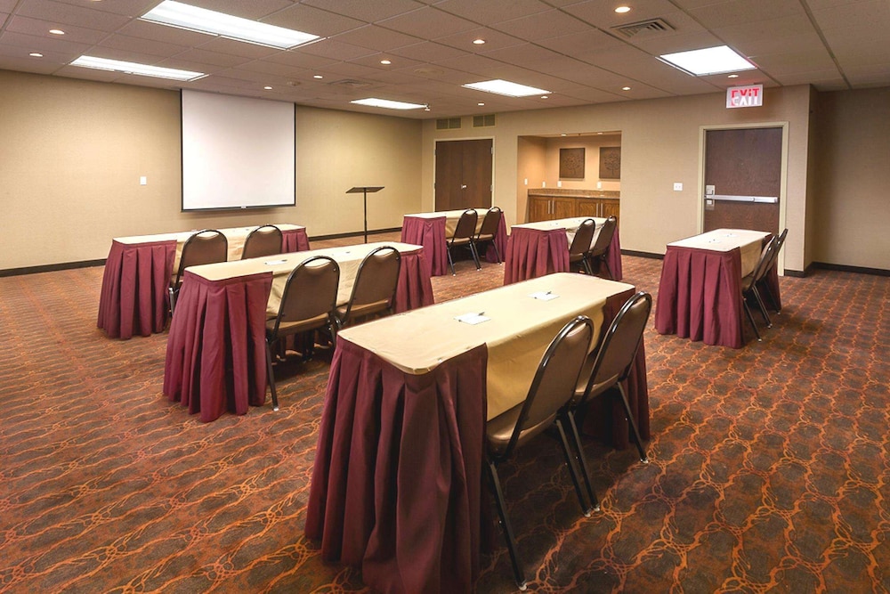 Hampton Inn Ft Collins 28/33