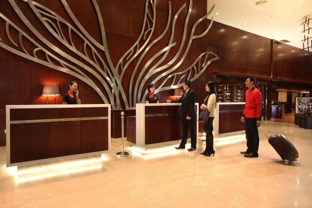 Lobby at Grand Swiss-Belhotel Harbour Bay, BATAM