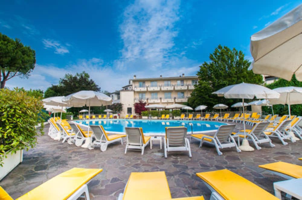 Hotel Du Parc 3/47