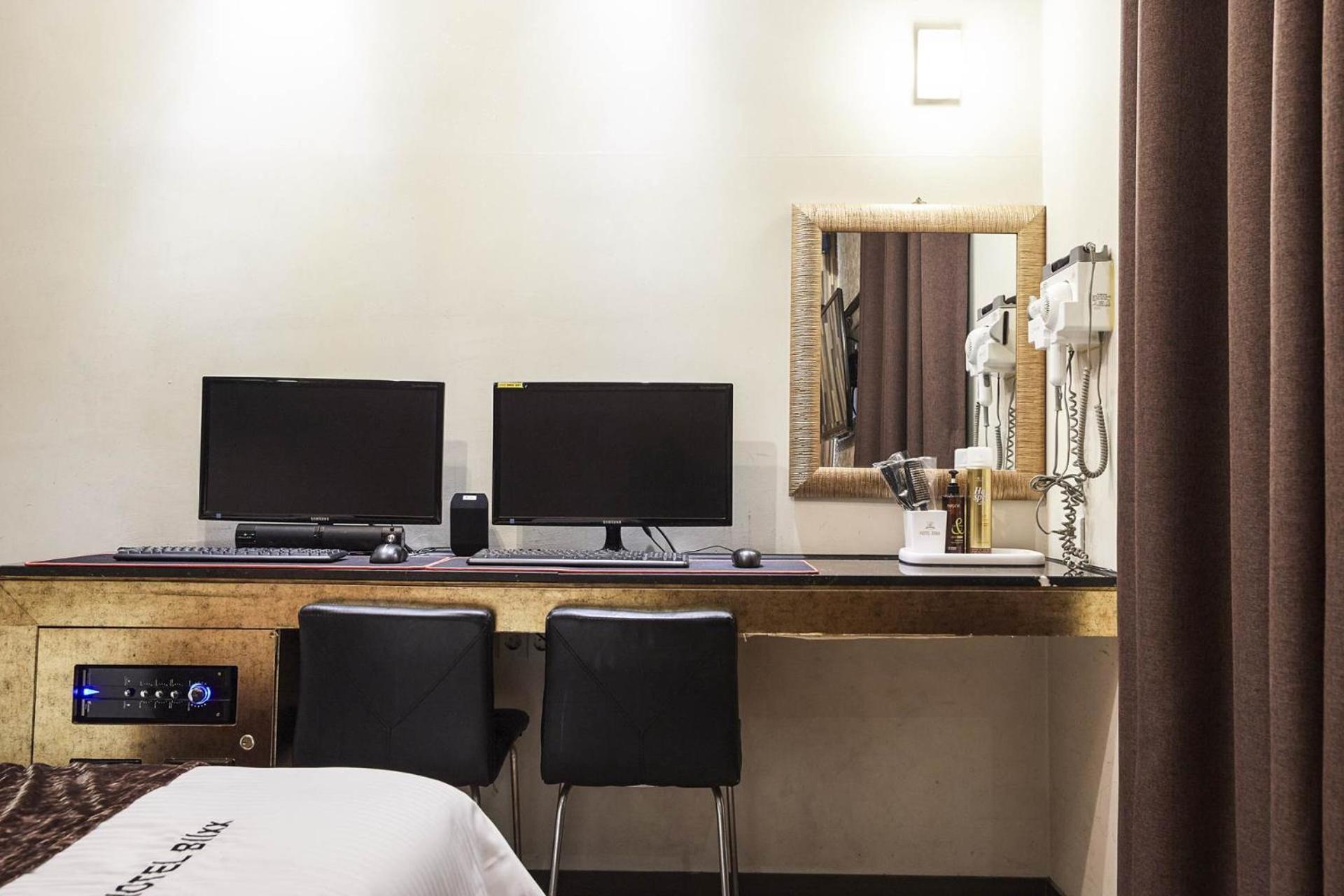 Blixx Hotel 32/50