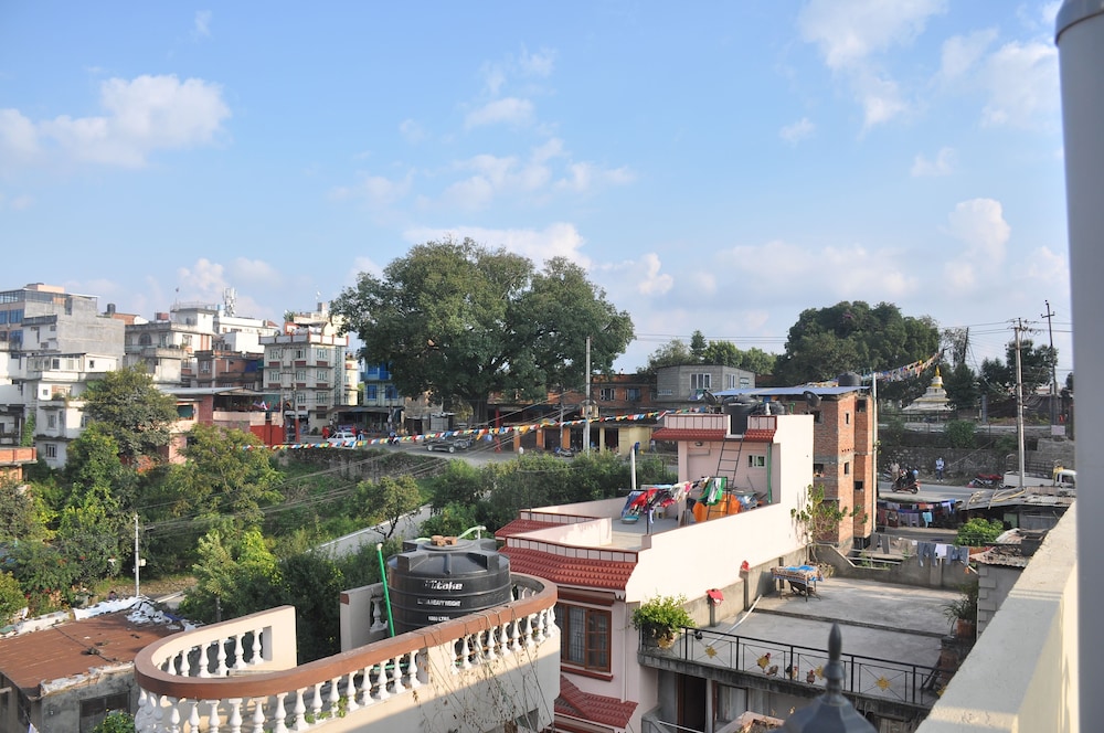 Stupa View Inn 20/28