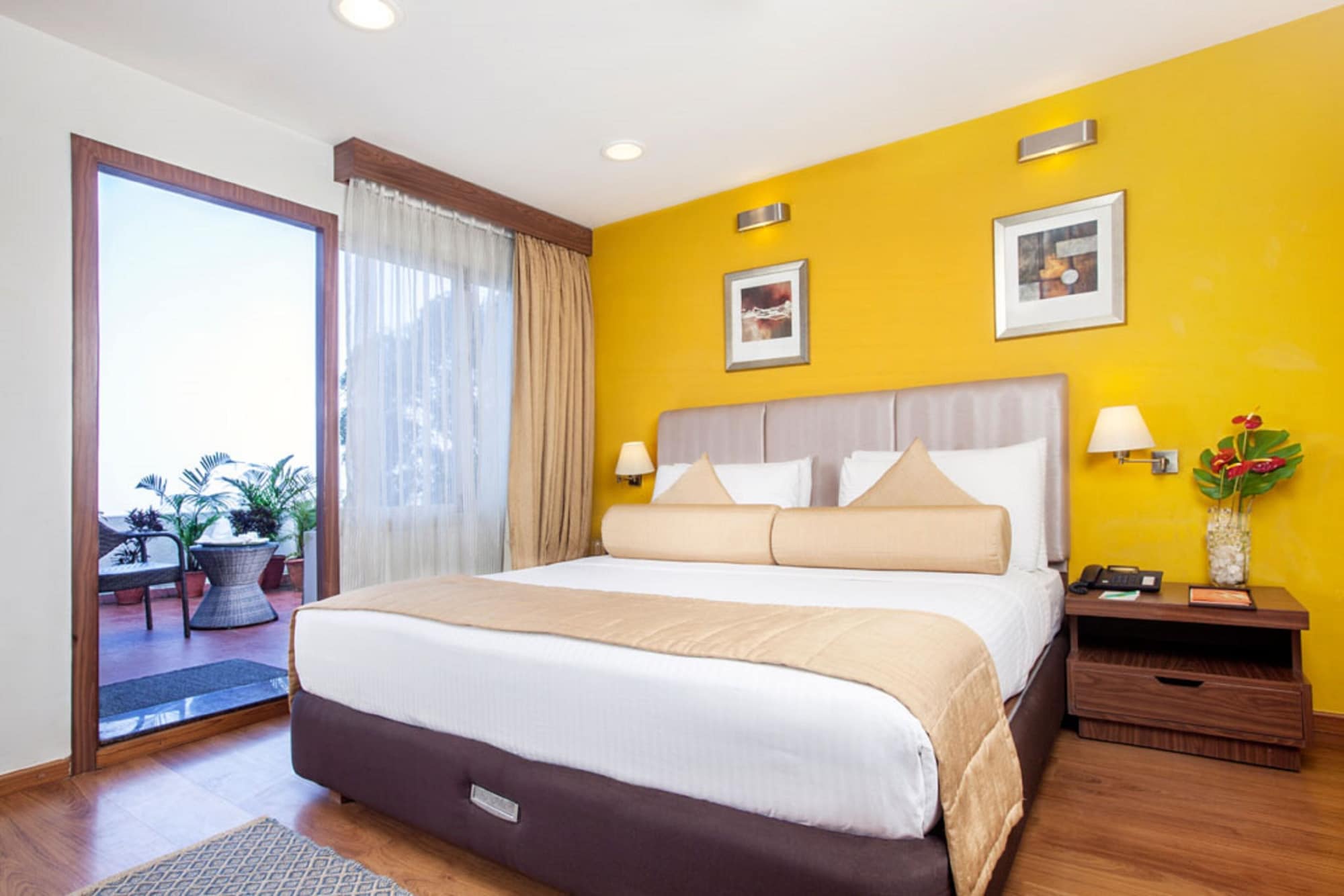 Privilege, Suite, Double Bed, Valley View, Balcony