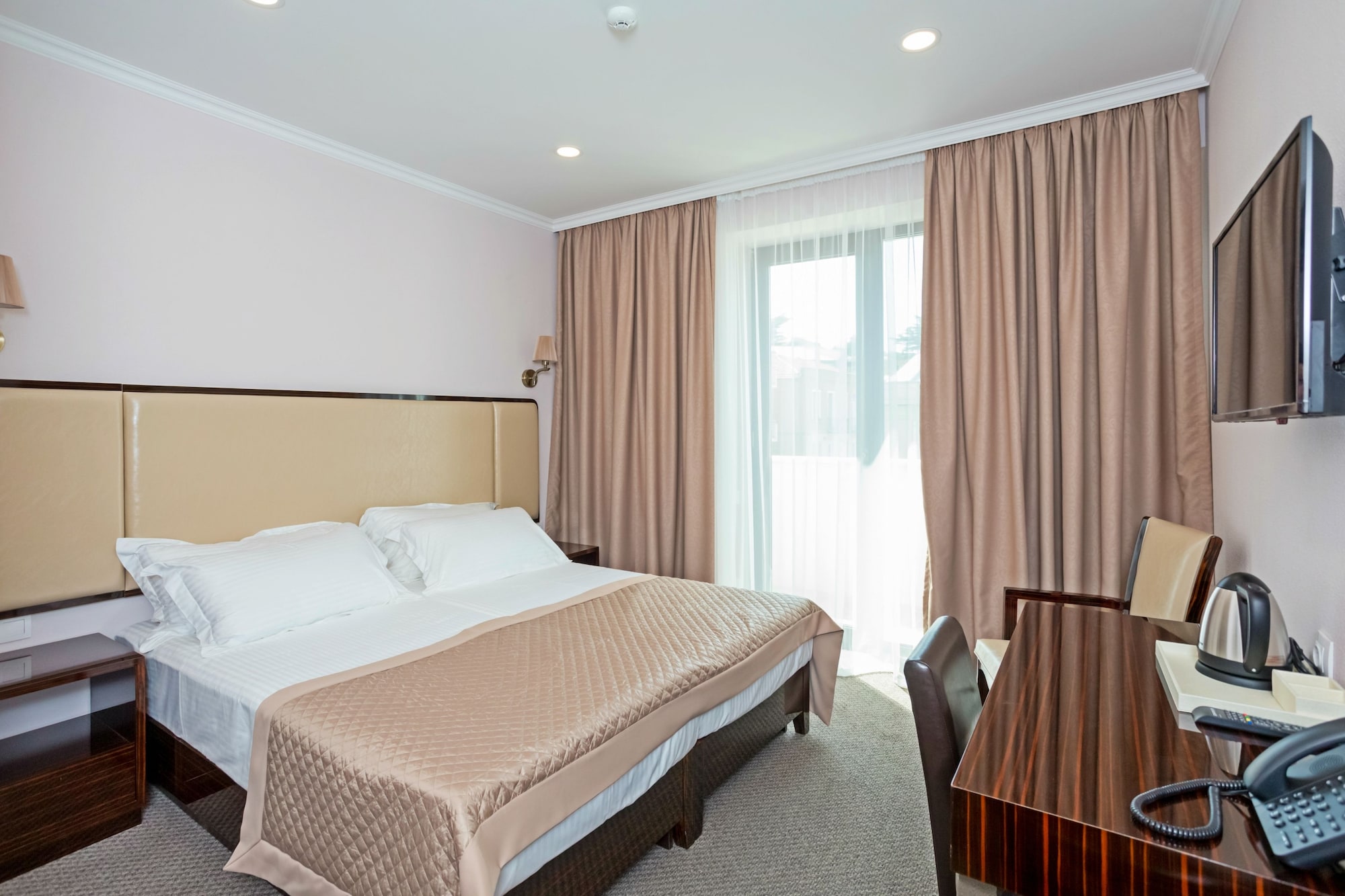 STANDARD, DOUBLE BED, BALCONY