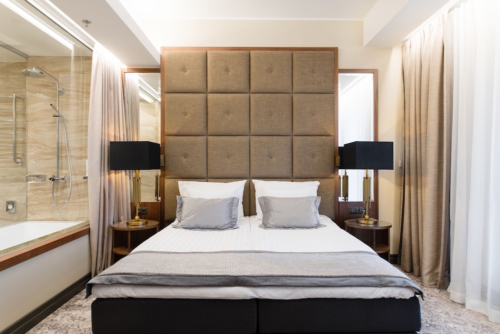 V Spa Hotel and Conference centre 16/64
