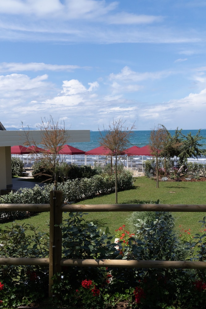 Cala Beach Resort 55/65