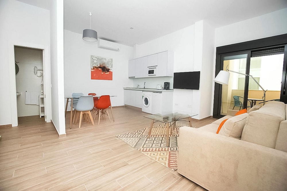 Feelathome Martires Apartments 40/74