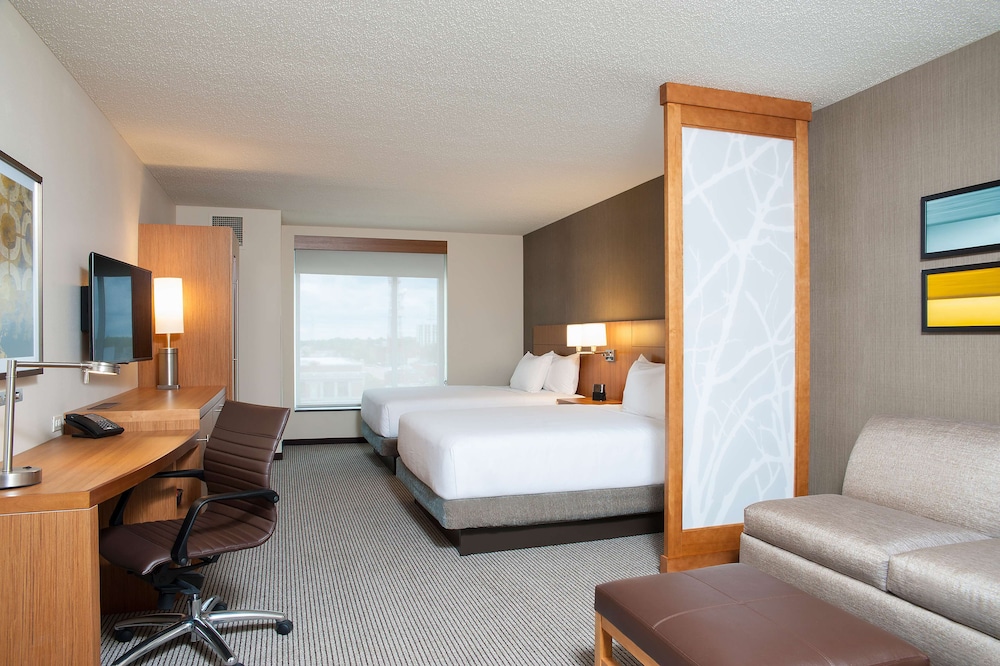 Hyatt Place Champaign-Urbana 12/58