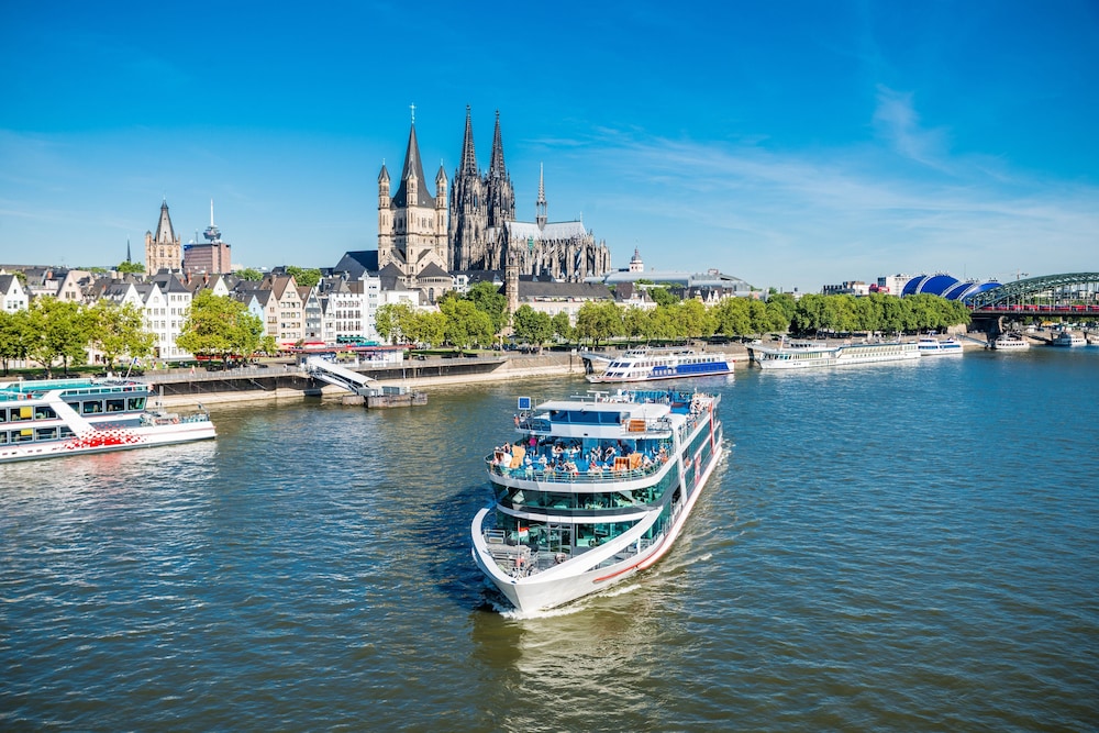 Rhein Hotel St.Martin 45/50