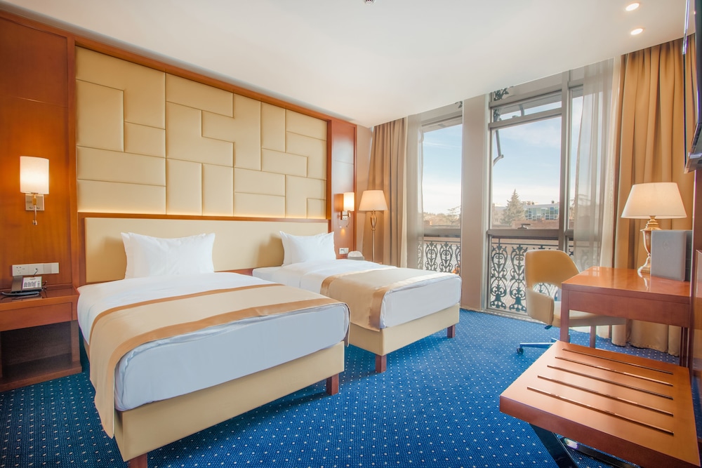 New Tiflis Hotel Tbilisi 11/62
