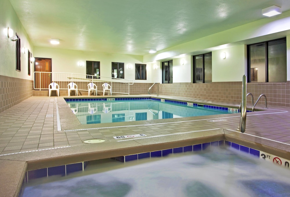 Holiday Inn Express Hotel Suites Dubois 32/72