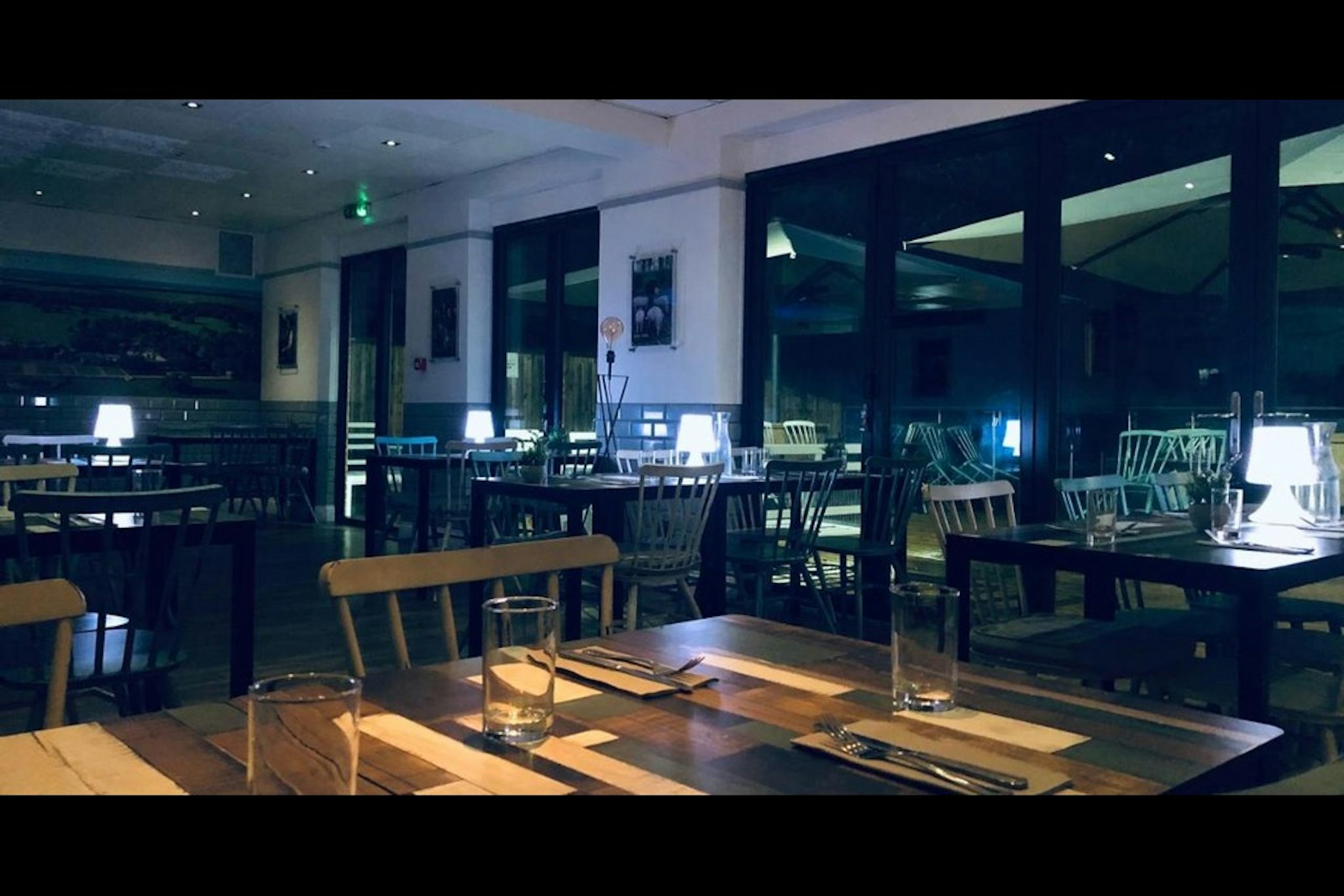 Oaklands Hotel 32/40