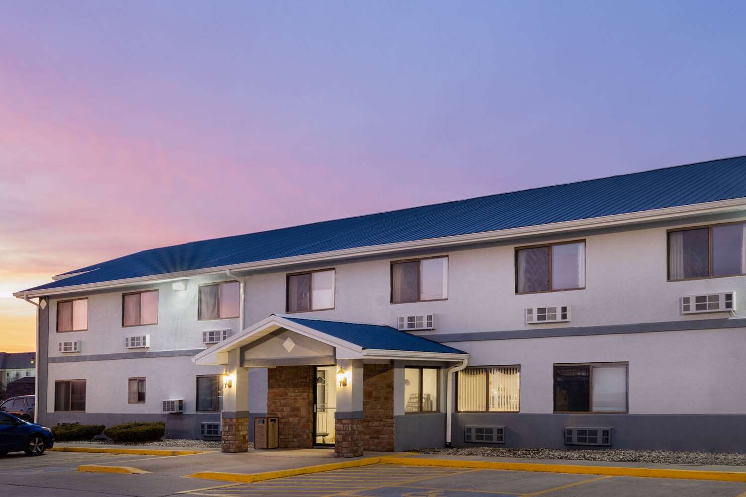 Super 8 by Wyndham Danville 1/22
