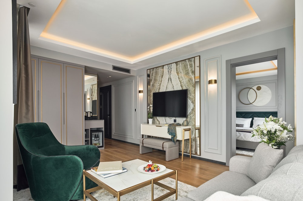 LA FLEUR BOUTIQUE HOTEL 15/21