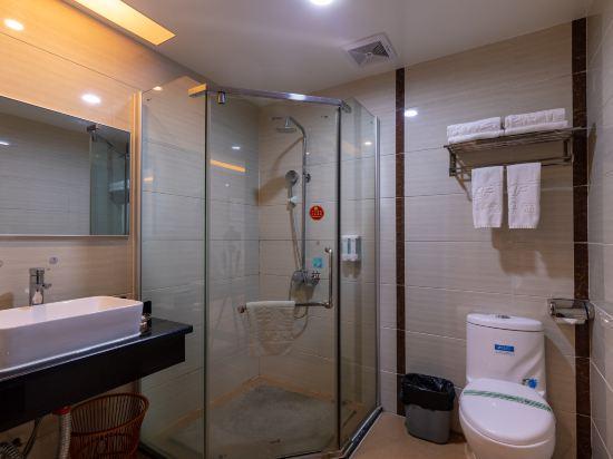Huifeng Hotel 23/23